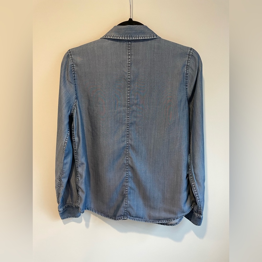 White House Black Market Light Blue Denim Button-Down Shirt - Picture 4 of 5
